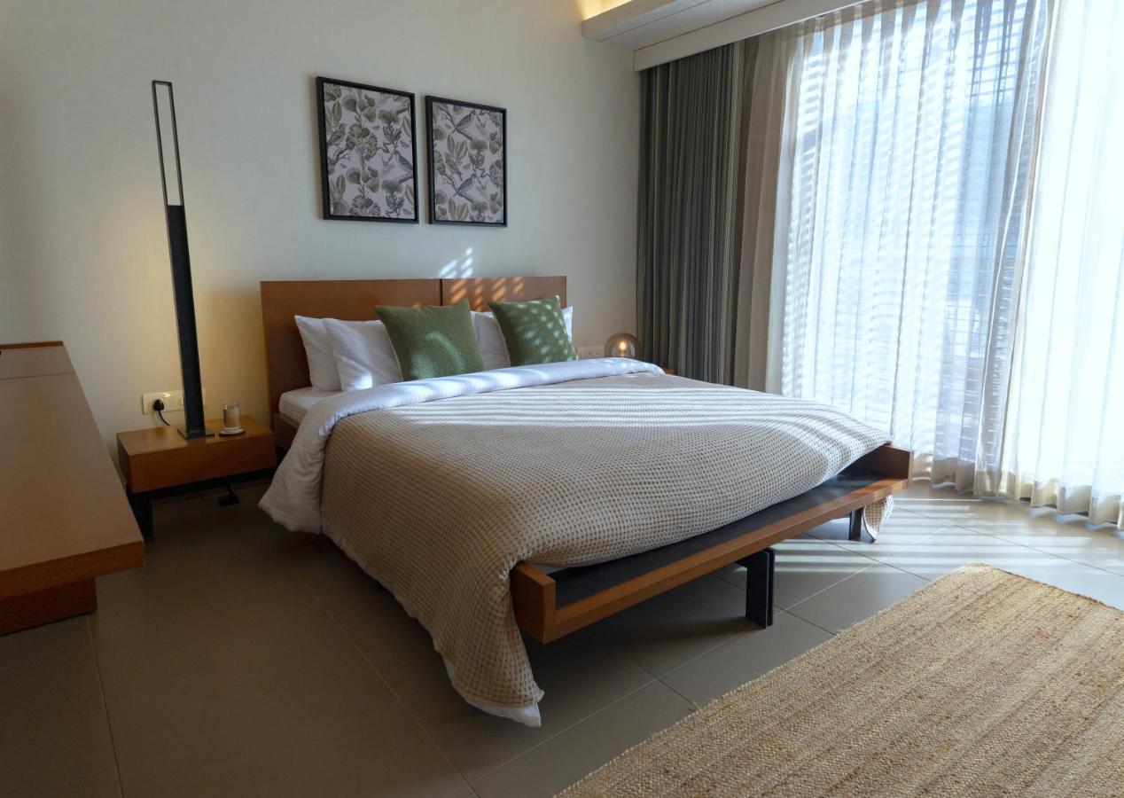 Life At Repose- Lake Villas Resort & Club Chor Warodra Extérieur photo