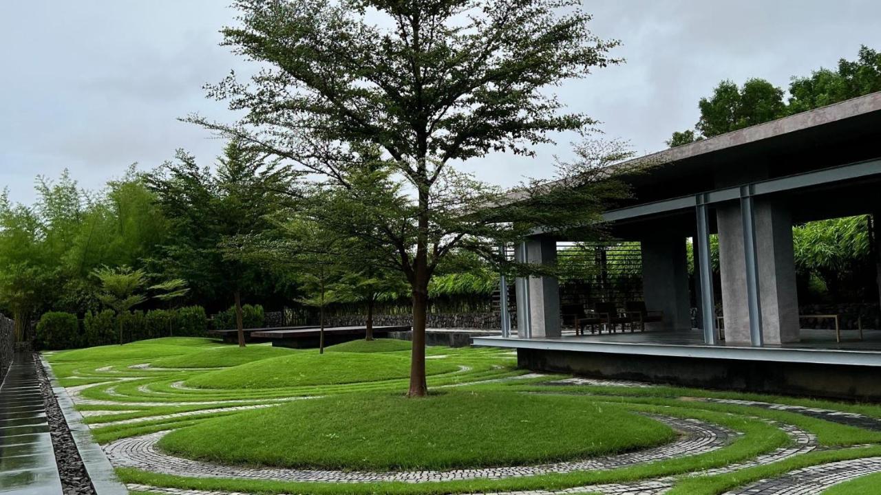 Life At Repose- Lake Villas Resort & Club Chor Warodra Extérieur photo
